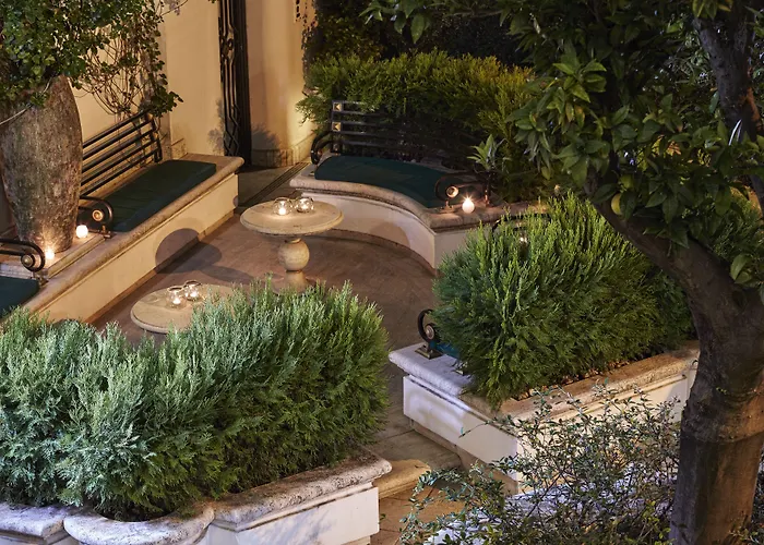 Lord Byron - Small Luxury Of The World Hotel