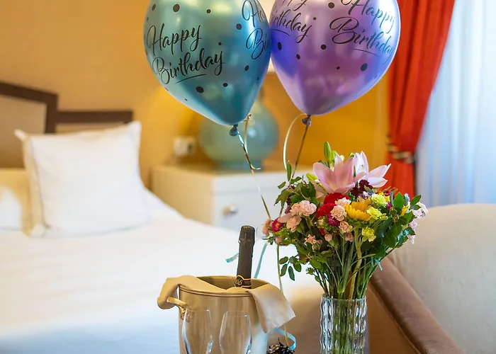 Lord Byron - Small Luxury Of The World 5*